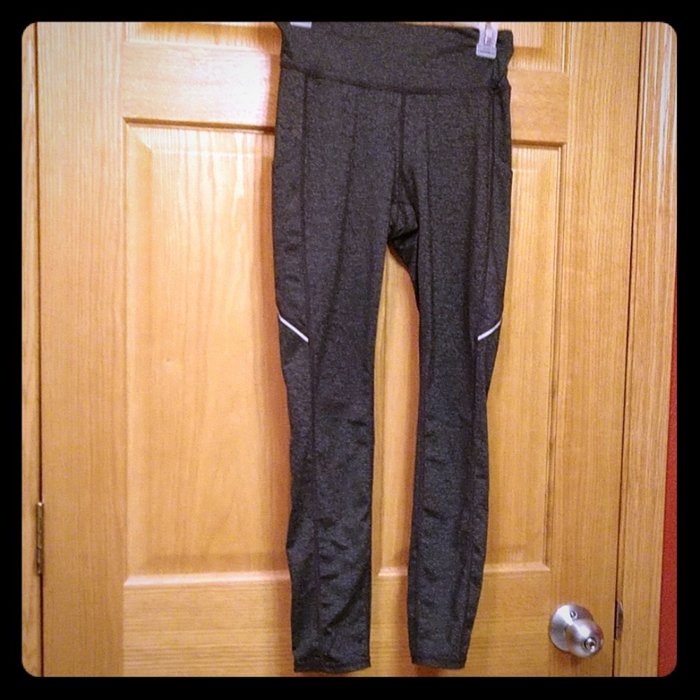 Grey & black leggings